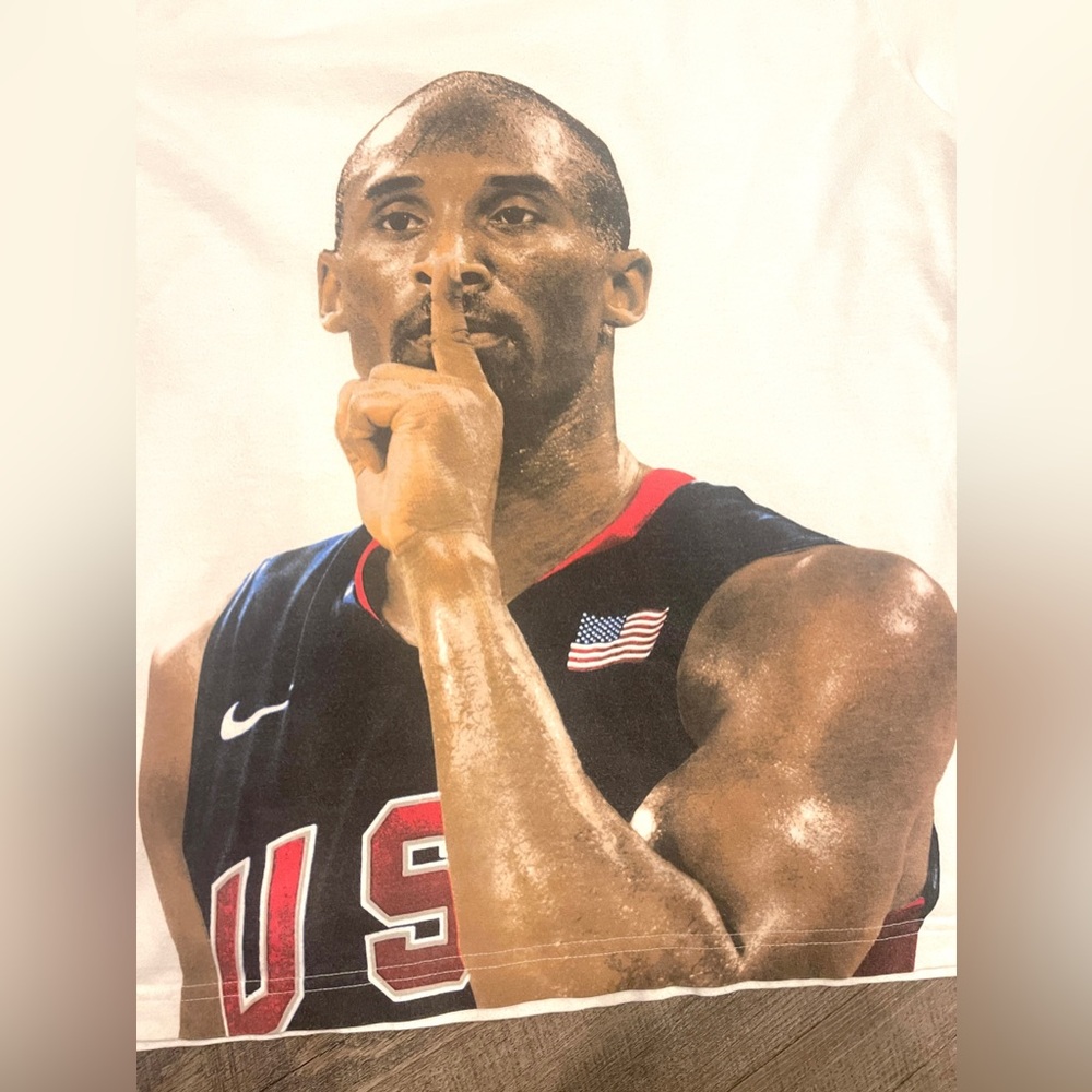 Kobe Bryant USA collectible Shhhh Nike tshirt, size M Perfect condition